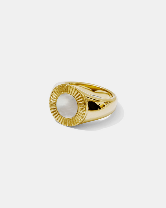 Bague Sceau Cannelée en Nacre